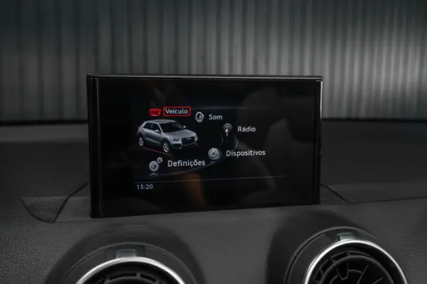 Audi Q2 30 TFSI S line 13