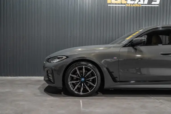 BMW i4 eDrive40 Pack Desportivo M Pro 26