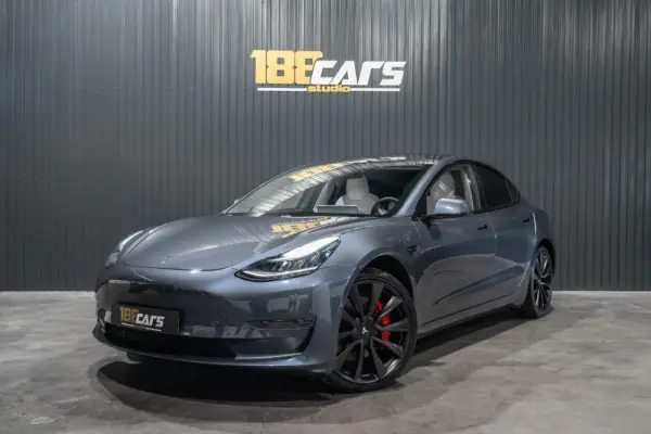 Tesla Model 3 Performance Dual Motor AWD 31