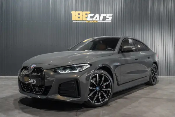 BMW i4 eDrive40 Pack Desportivo M Pro 31