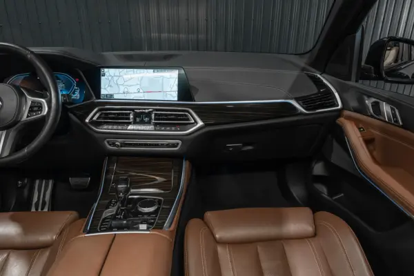 BMW X5 45 e xDrive Pack M 8