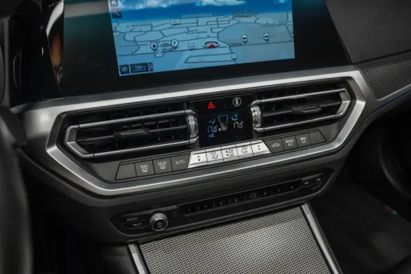 BMW 330 e xDrive Aut. M Sport 14