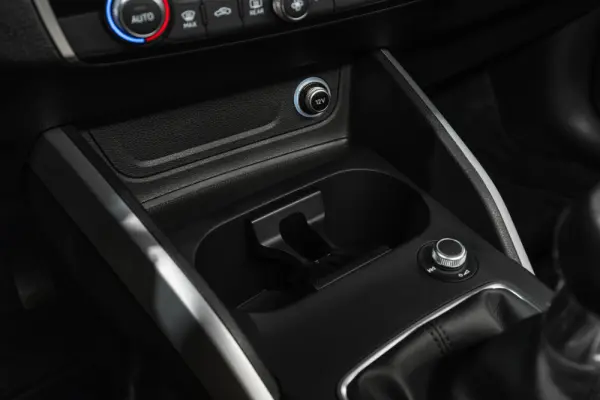 Audi Q2 30 TFSI S line 15