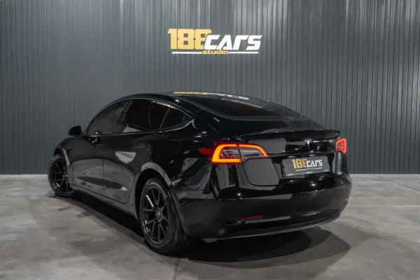 Tesla Model 3 Standard Range Plus RWD 50
