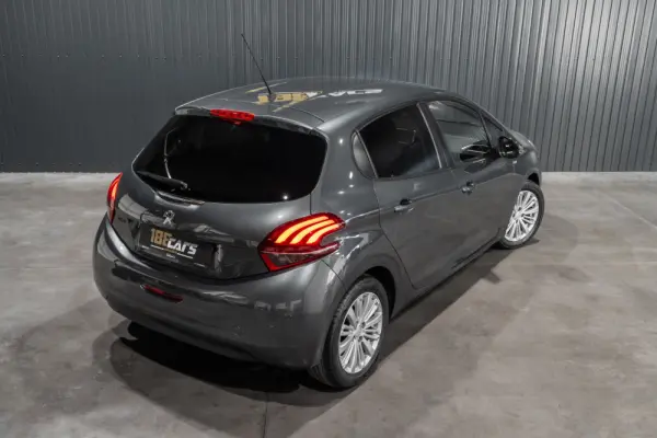 Peugeot 208 41