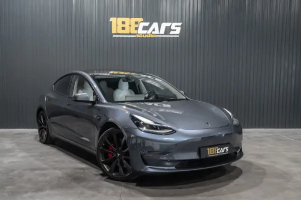 Tesla Model 3 Performance Dual Motor AWD 35