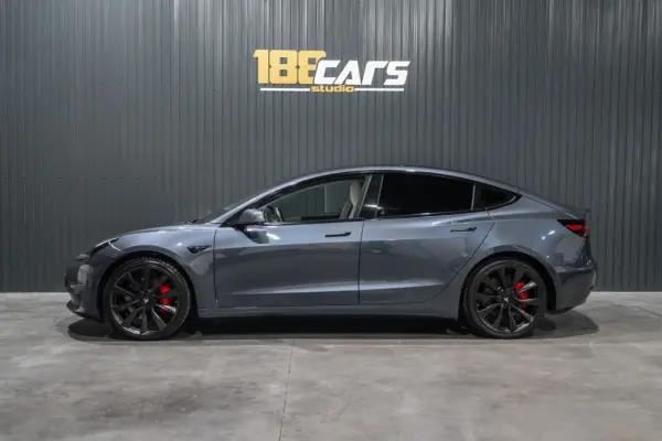 Tesla Model 3 Performance Dual Motor AWD 25