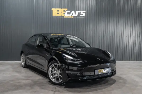 Tesla Model 3 Long-Range Dual Motor AWD 31
