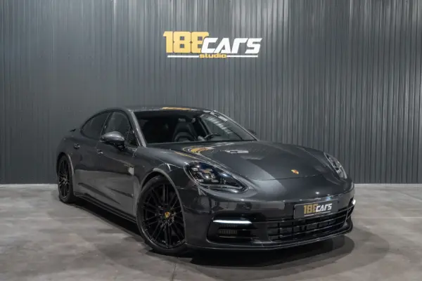 Porsche Panamera 4 E-Hybrid 3