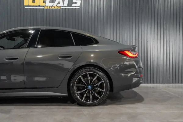 BMW i4 eDrive40 Pack Desportivo M Pro 28