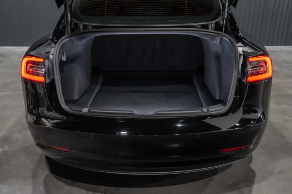 Tesla Model 3 Standard Range Plus RWD 48