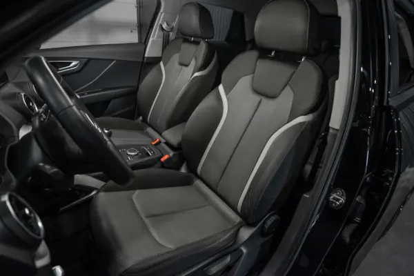 Audi Q2 30 TFSI S line 20