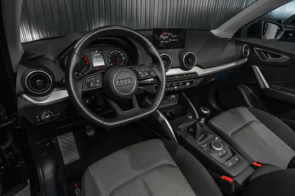 Audi Q2 30 TFSI S line 19