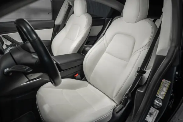 Tesla Model 3 Performance Dual Motor AWD 19