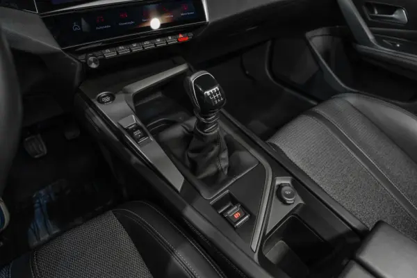Peugeot 308 SW 1.2 PureTech Allure Full LED 17