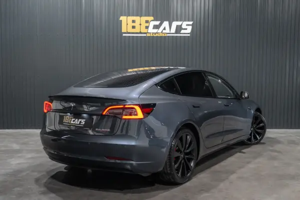 Tesla Model 3 Performance Dual Motor AWD 5