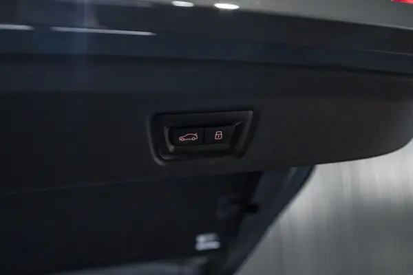 BMW i4 eDrive40 Pack Desportivo M Pro 52