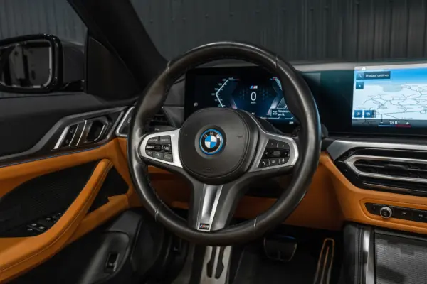 BMW i4 eDrive40 Pack Desportivo M Pro 9