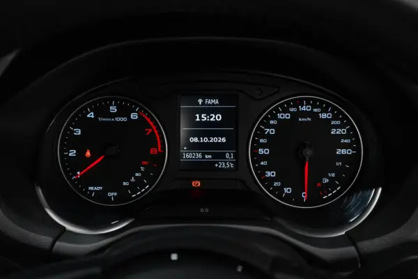 Audi Q2 30 TFSI S line 12