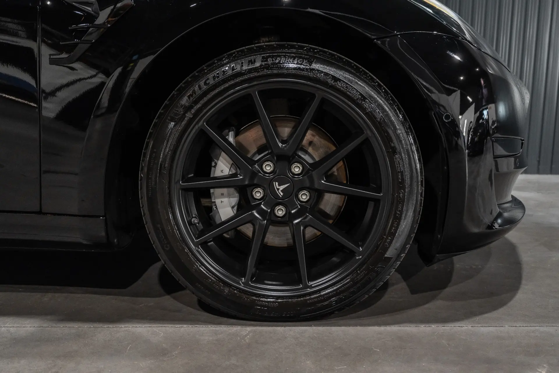 Tesla Model 3 Standard Range Plus RWD 37