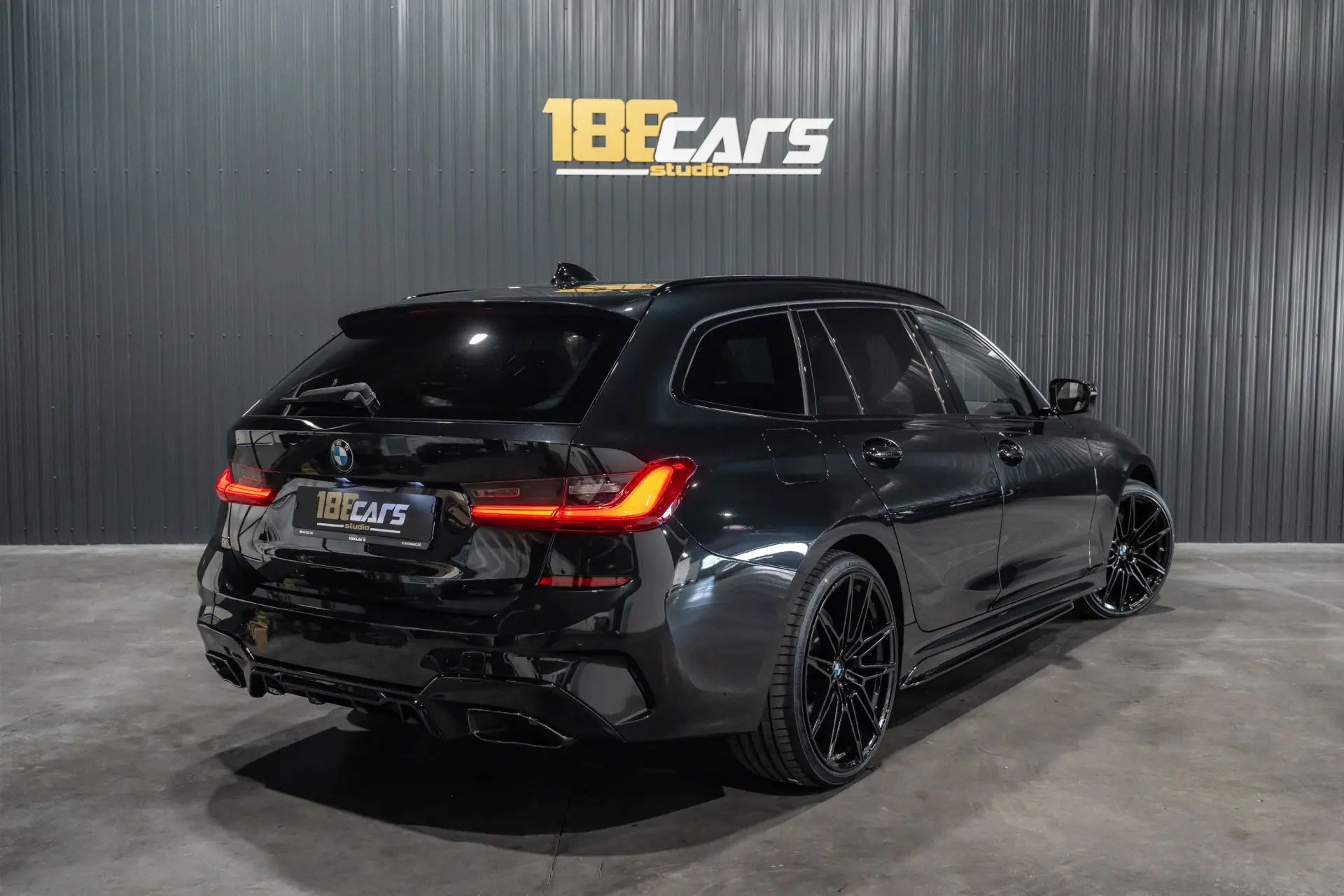 BMW 330 e xDrive Aut. M Sport 5