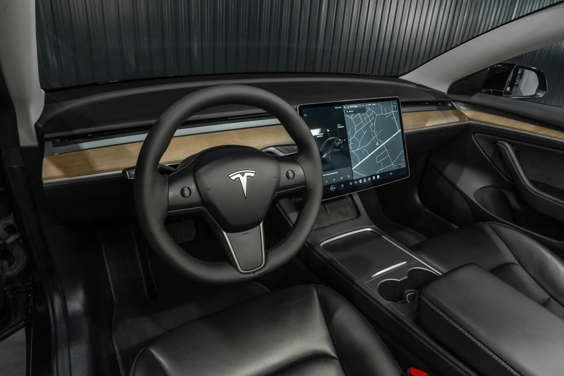 Tesla Model 3 Standard Range Plus RWD 17