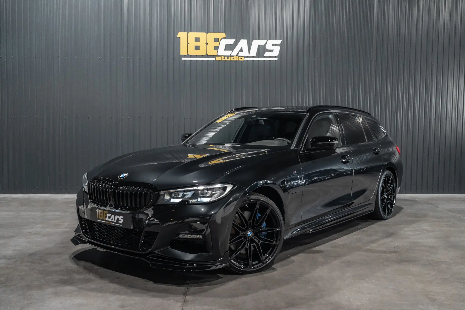 BMW 330 e xDrive Aut. M Sport 1