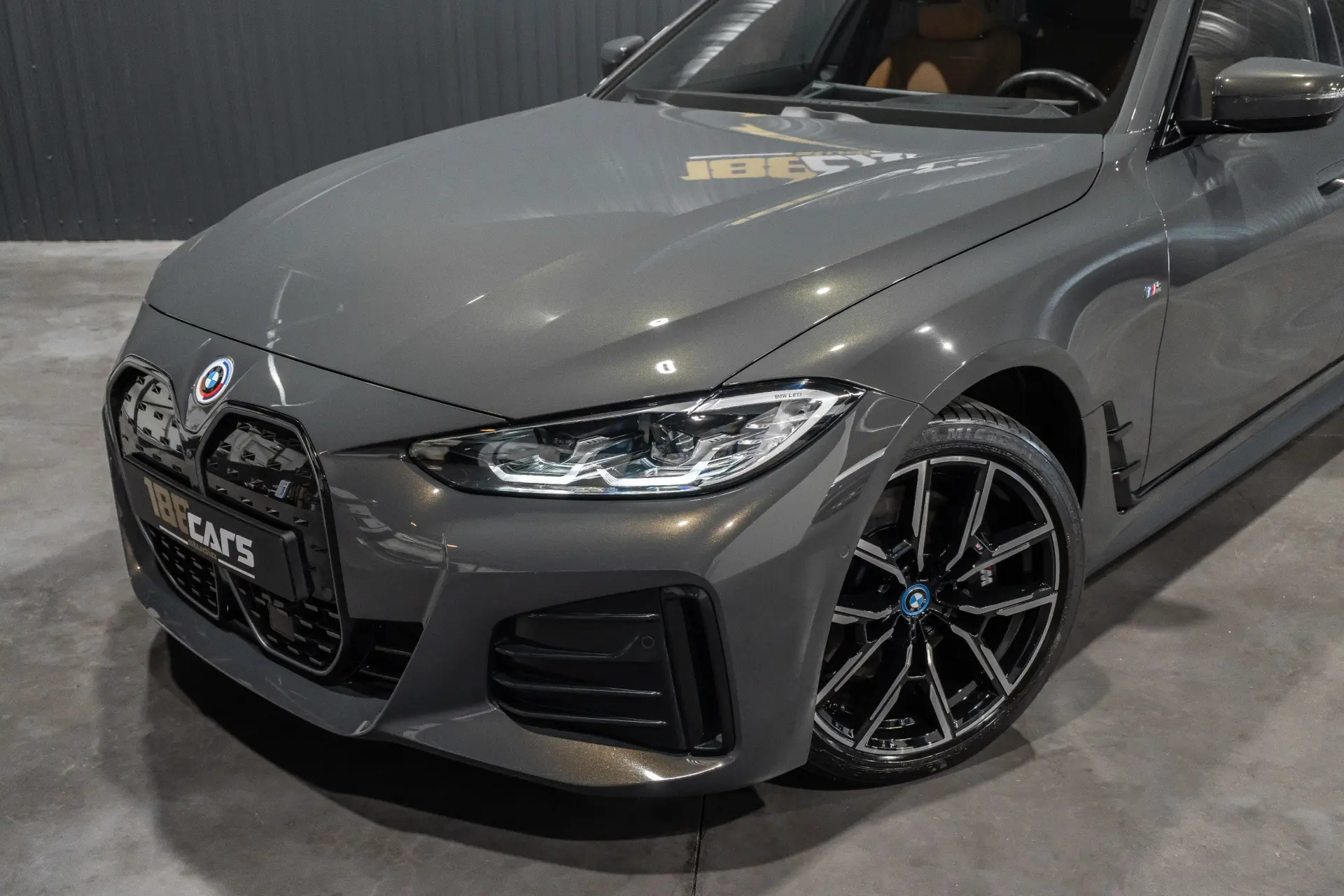 BMW i4 eDrive40 Pack Desportivo M Pro 33