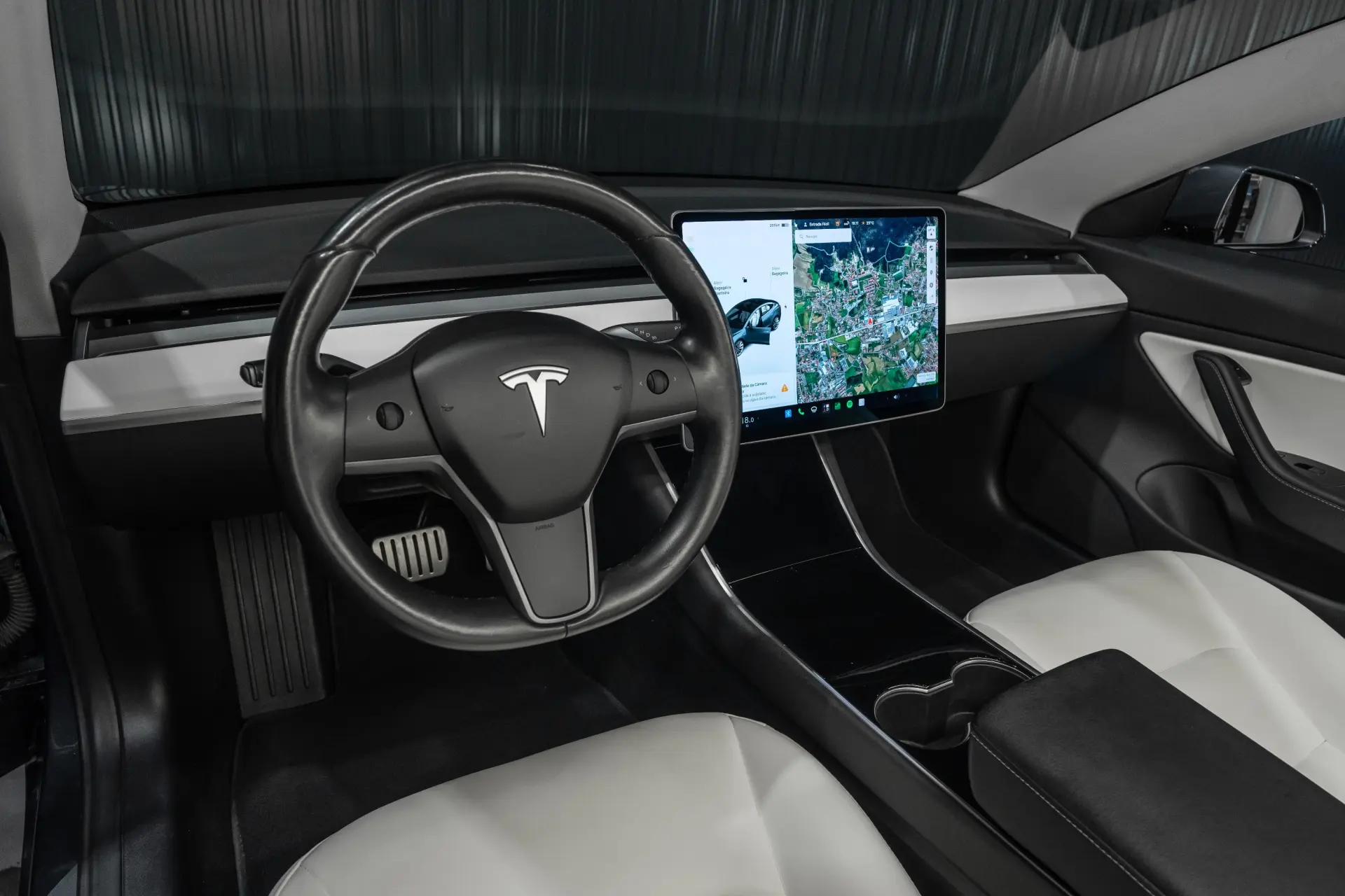 Tesla Model 3 Performance Dual Motor AWD 18