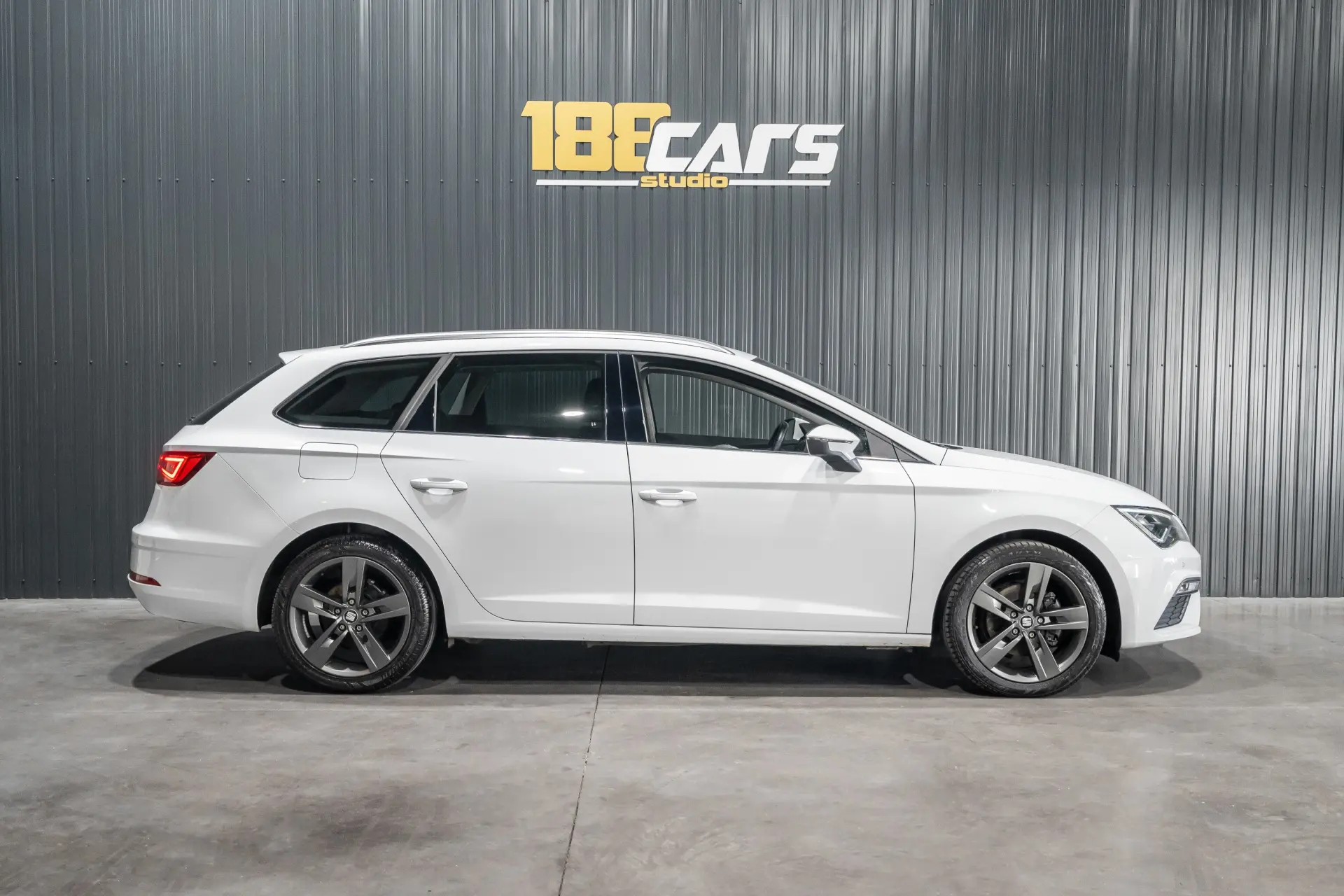 SEAT Leon ST 1.6 TDI FR S/S 4
