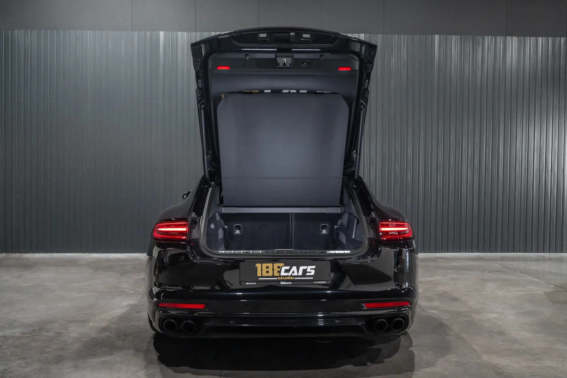 Porsche Panamera S PDK 50
