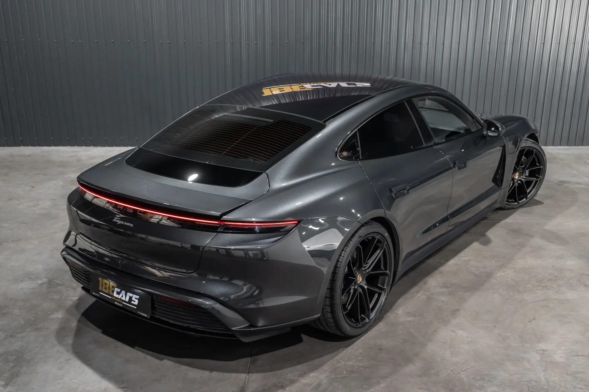 Porsche Taycan 4 42
