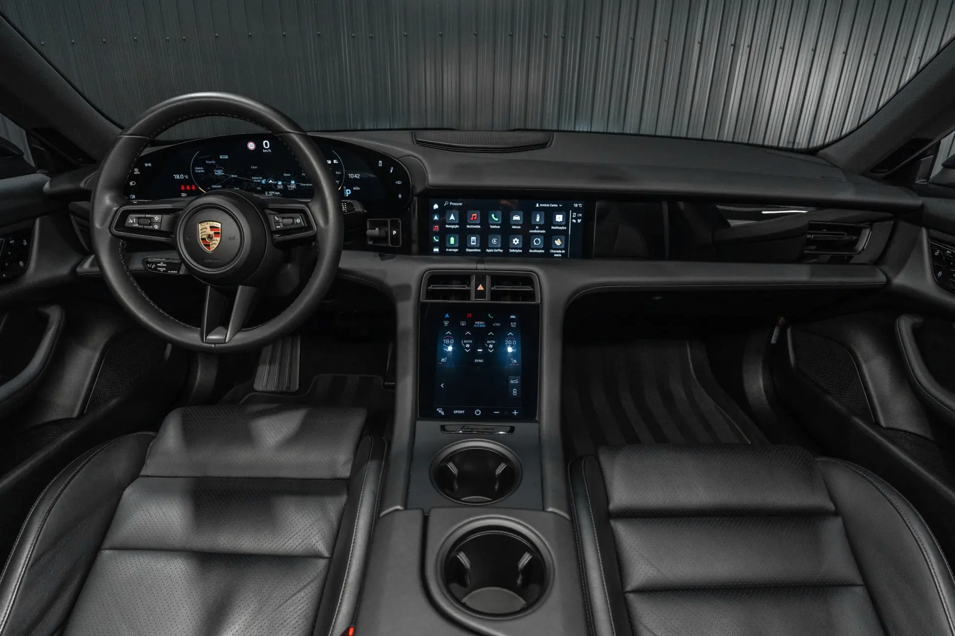 Porsche Taycan 4 6