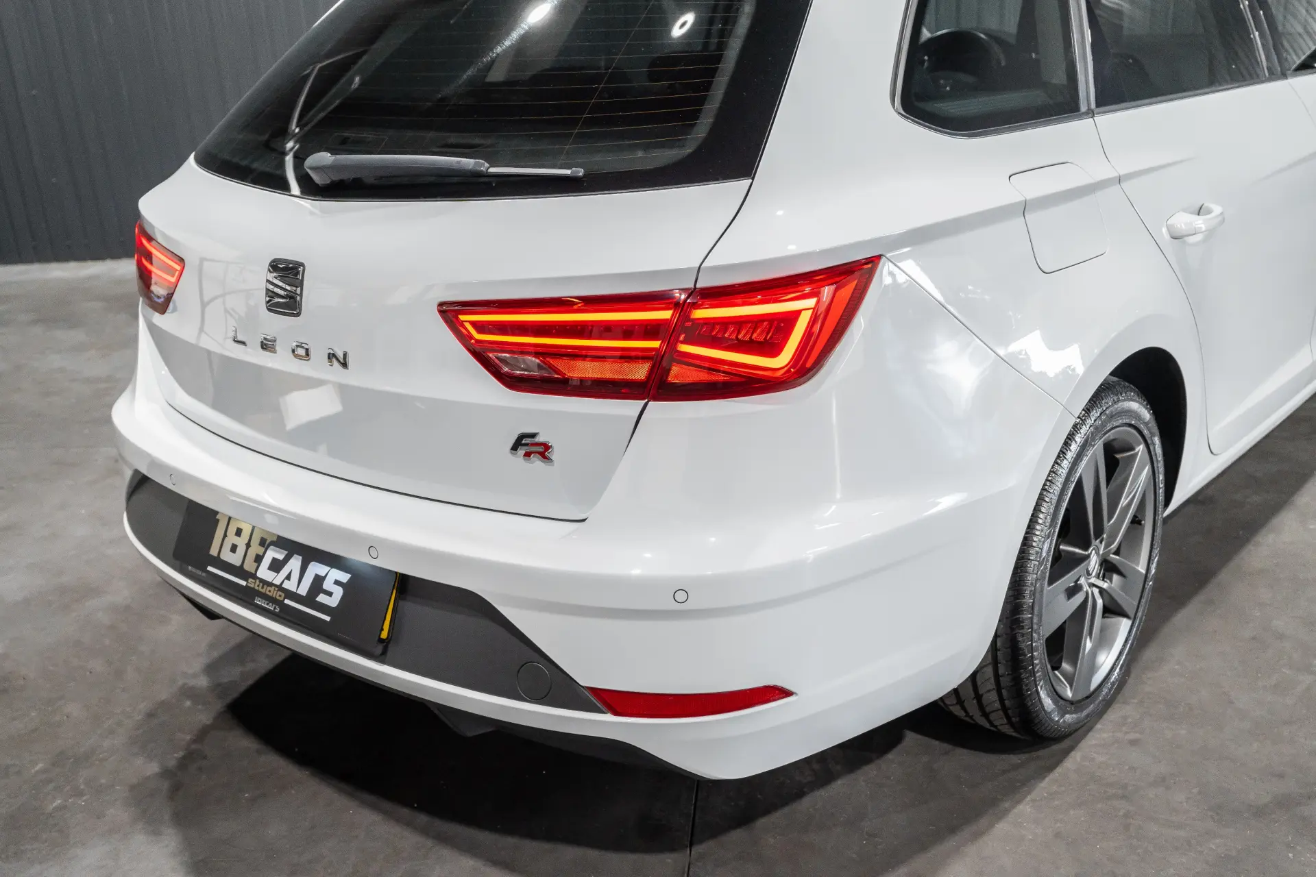 SEAT Leon ST 1.6 TDI FR S/S 46
