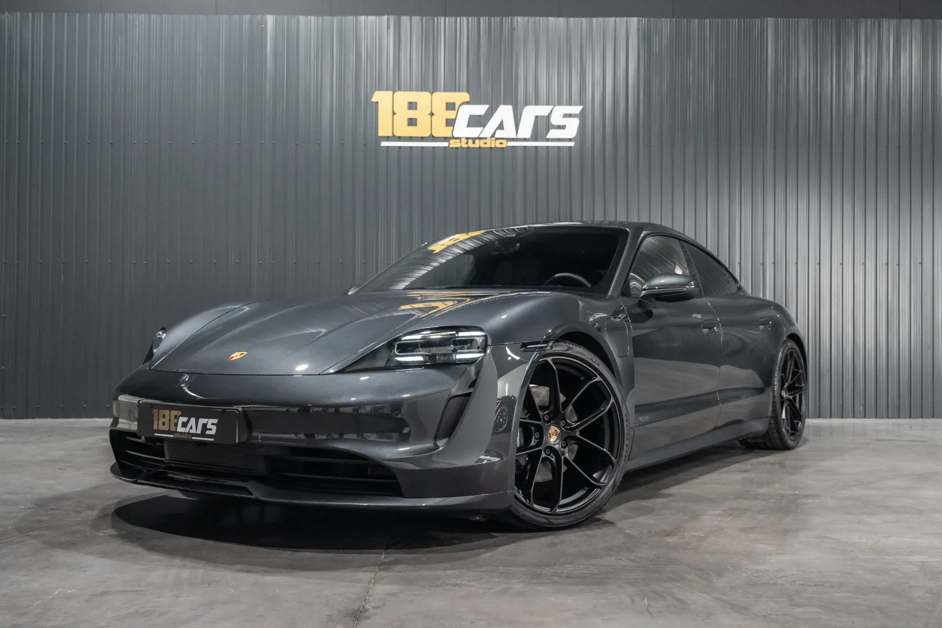 Porsche Taycan 4 30