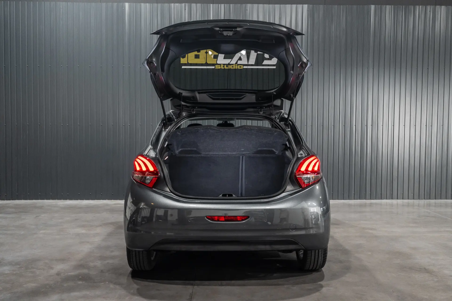 Peugeot 208 46