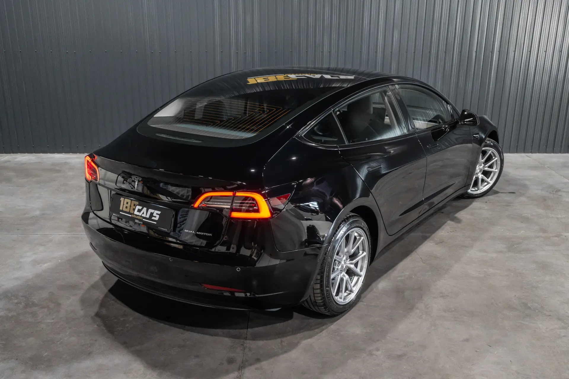 Tesla Model 3 Long-Range Dual Motor AWD 39