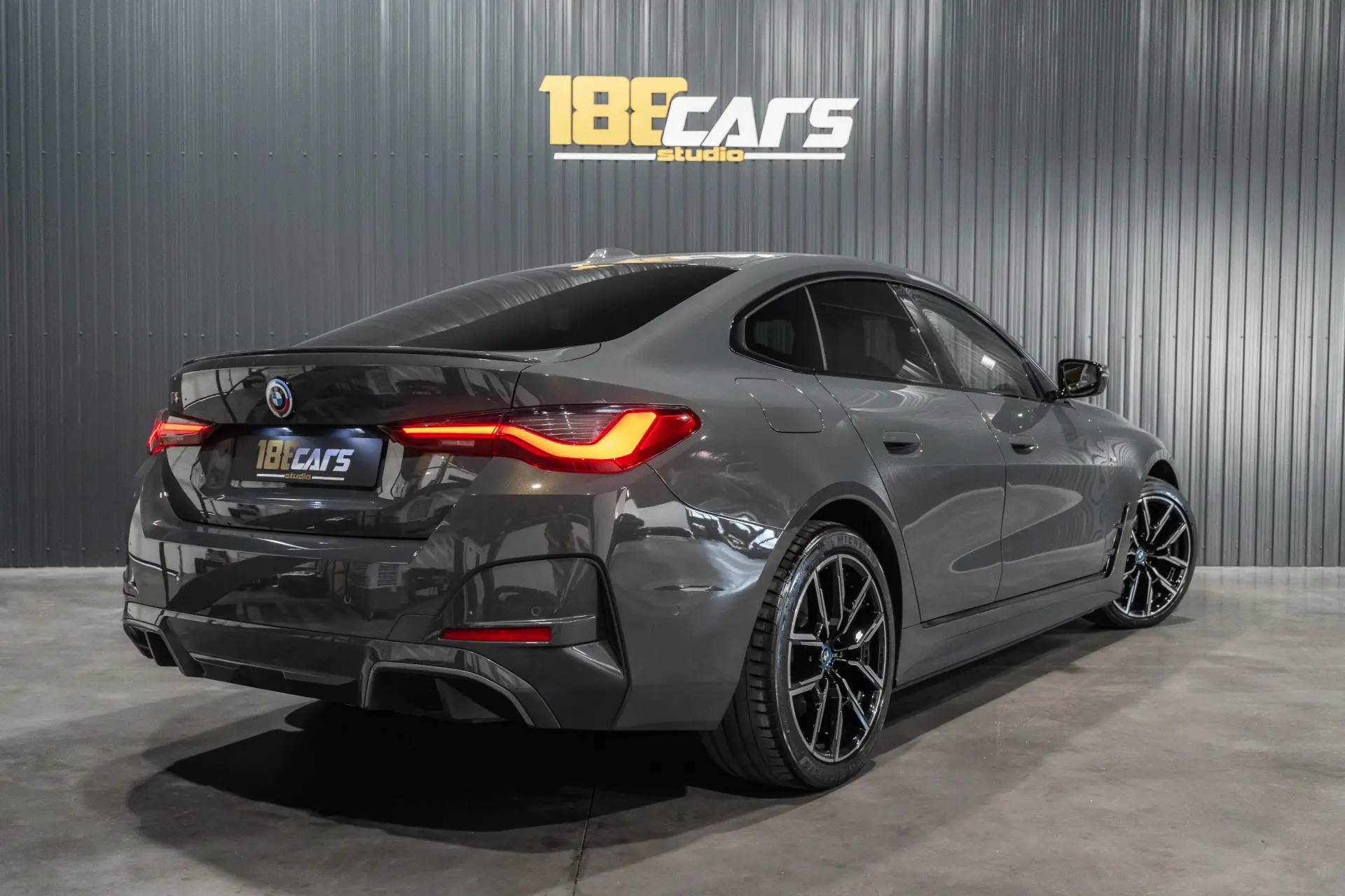 BMW i4 eDrive40 Pack Desportivo M Pro 43