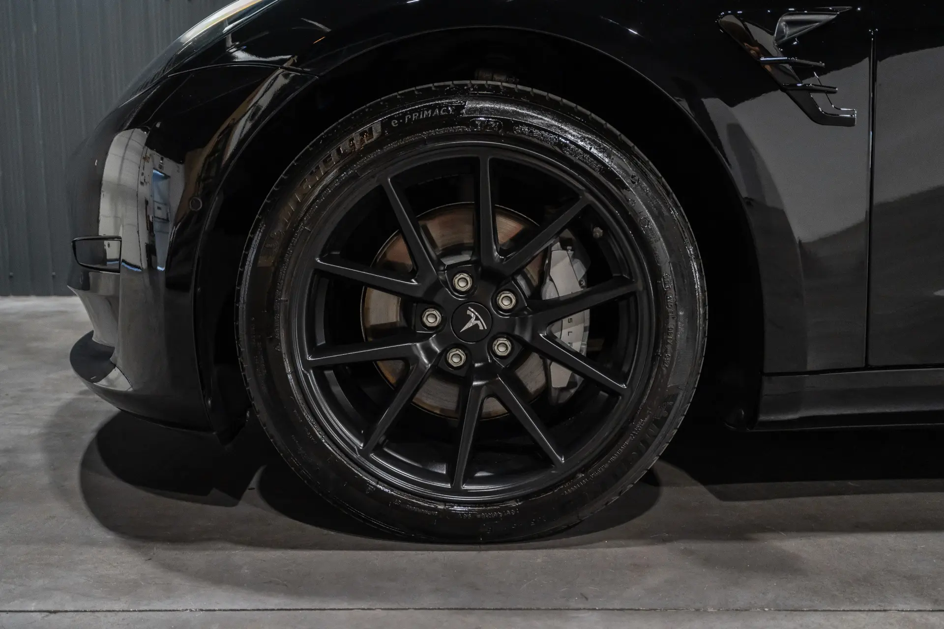 Tesla Model 3 Standard Range Plus RWD 26