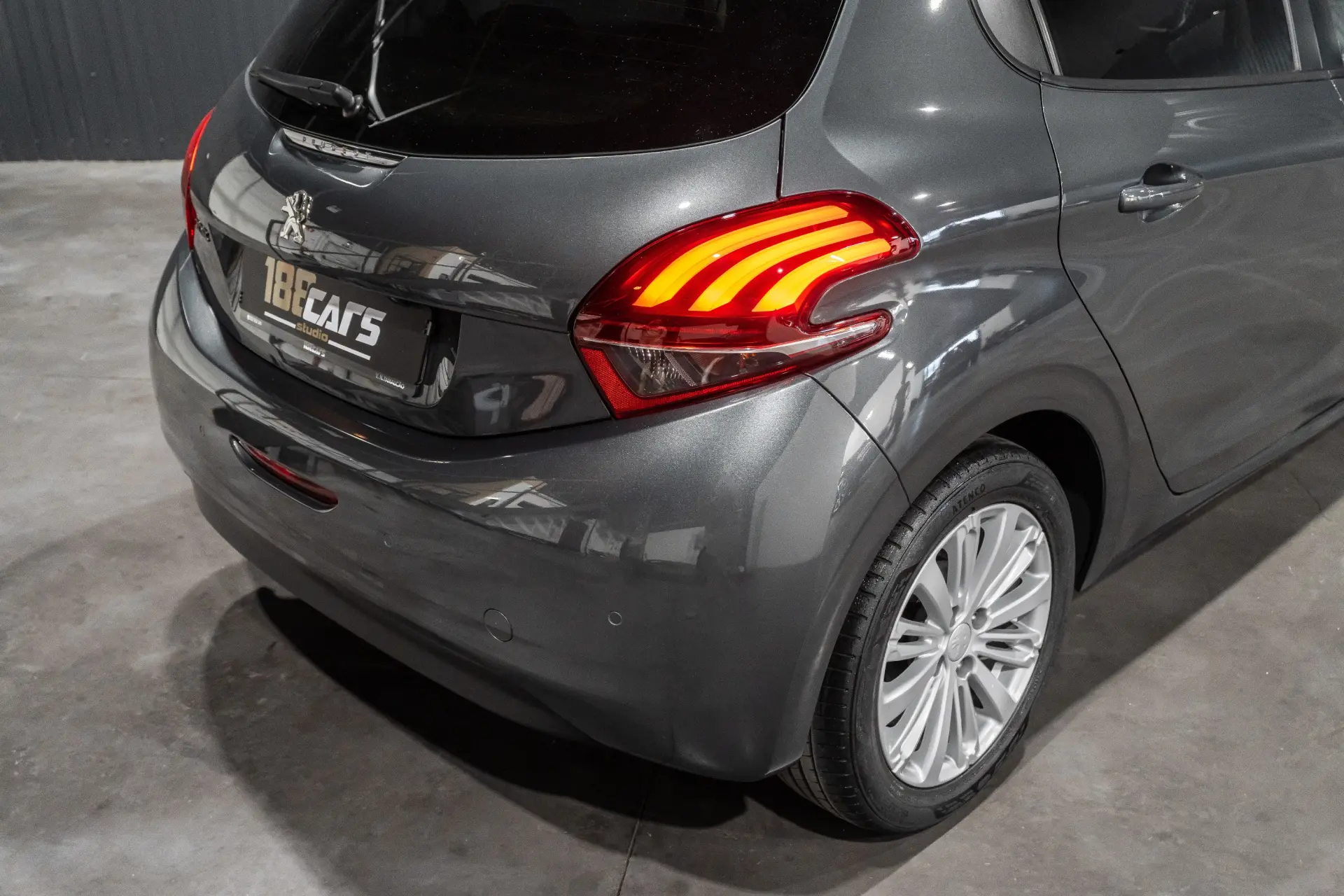 Peugeot 208 42