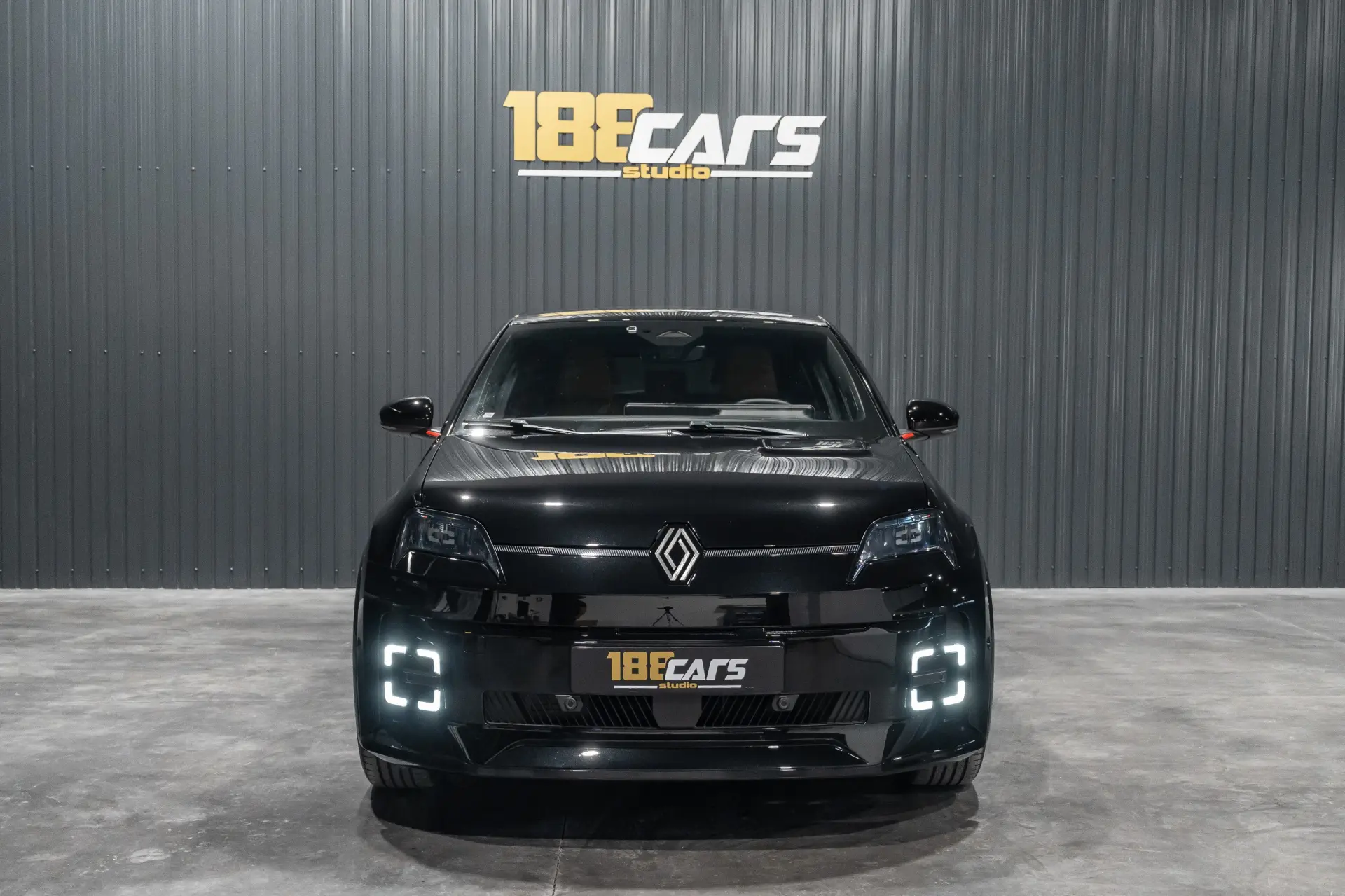 Renault 5 E-Tech 52 kWh Iconic Cinq Autonomia Conforto 2