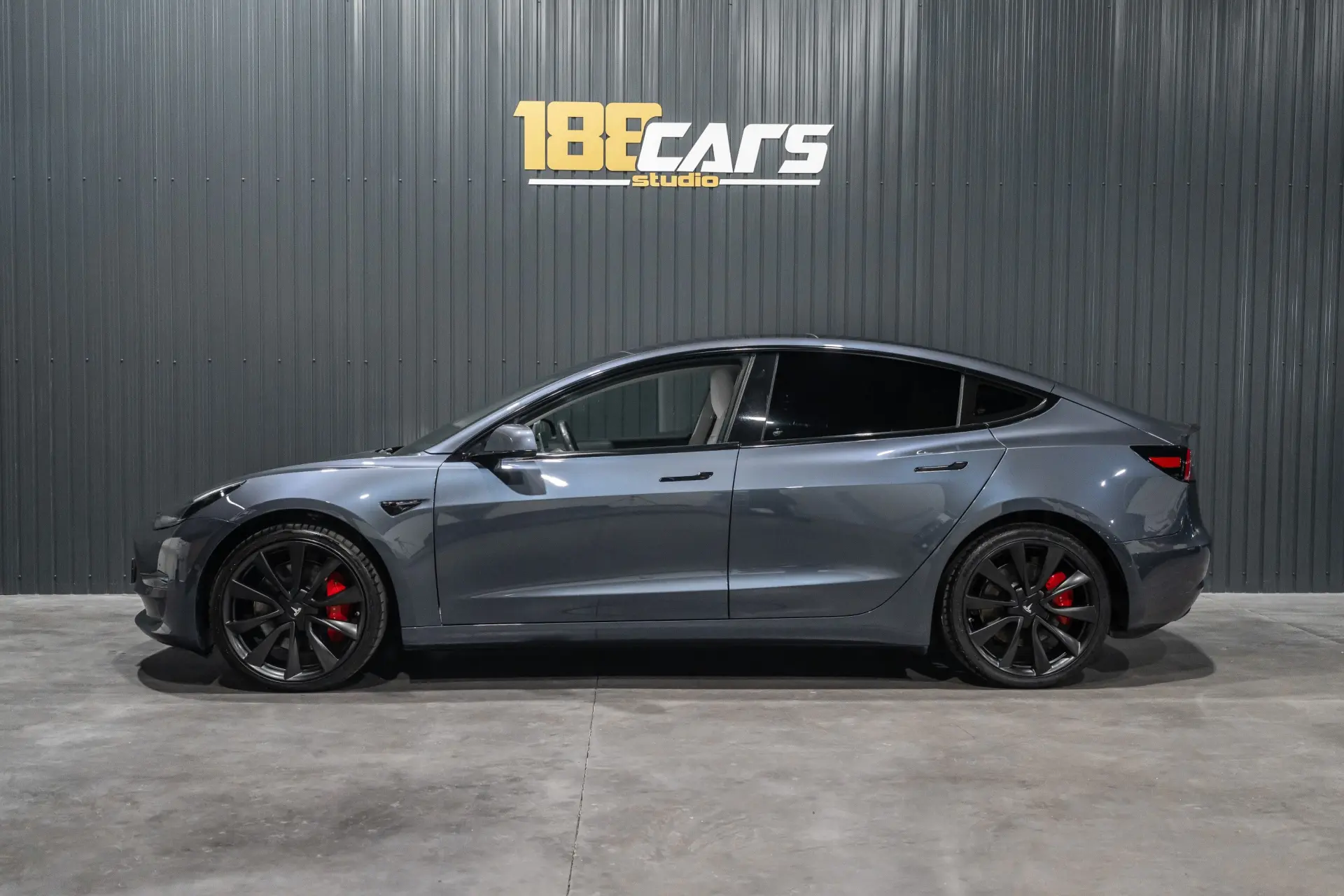 Tesla Model 3 Performance Dual Motor AWD 25