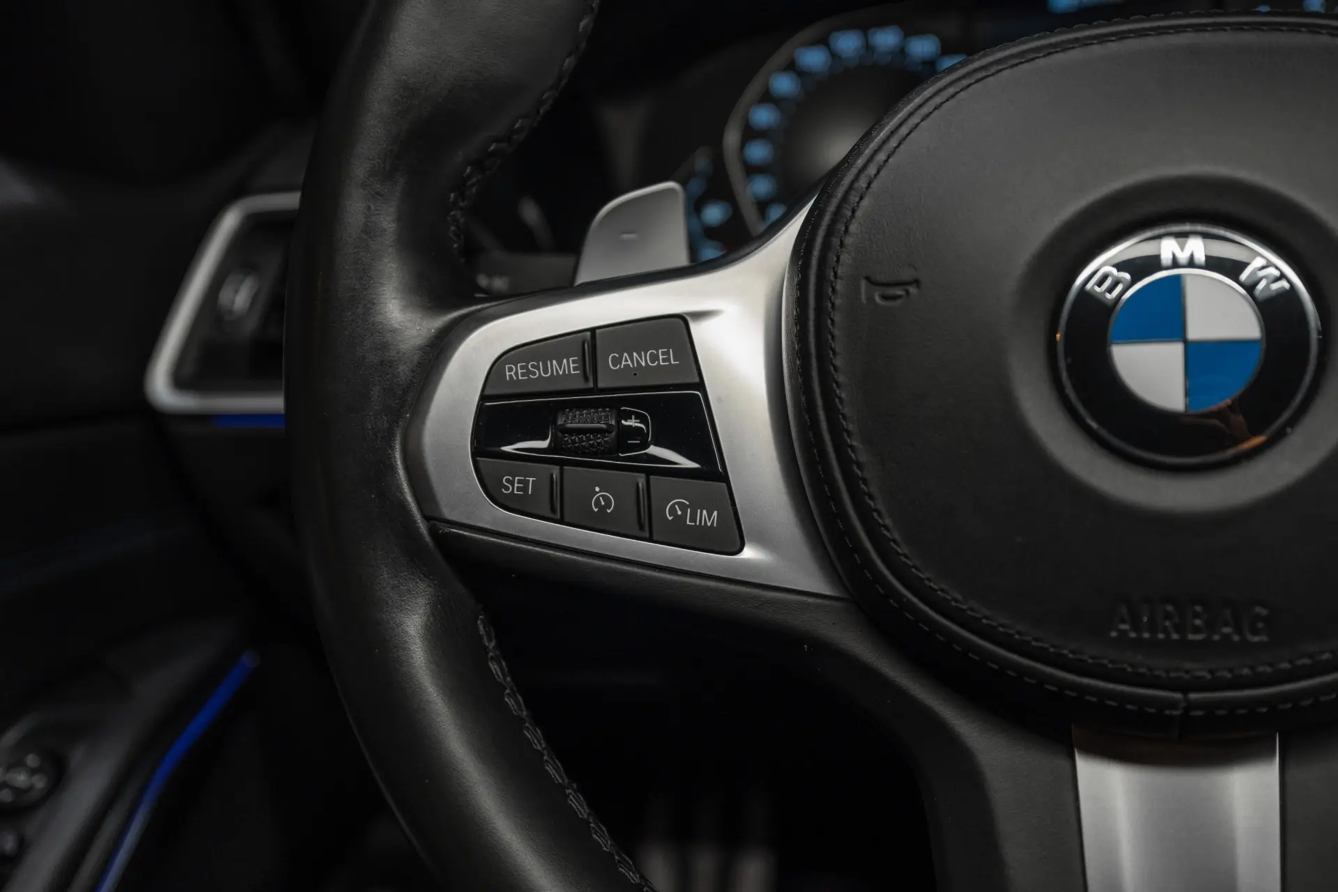 BMW 330 e xDrive Aut. M Sport 10