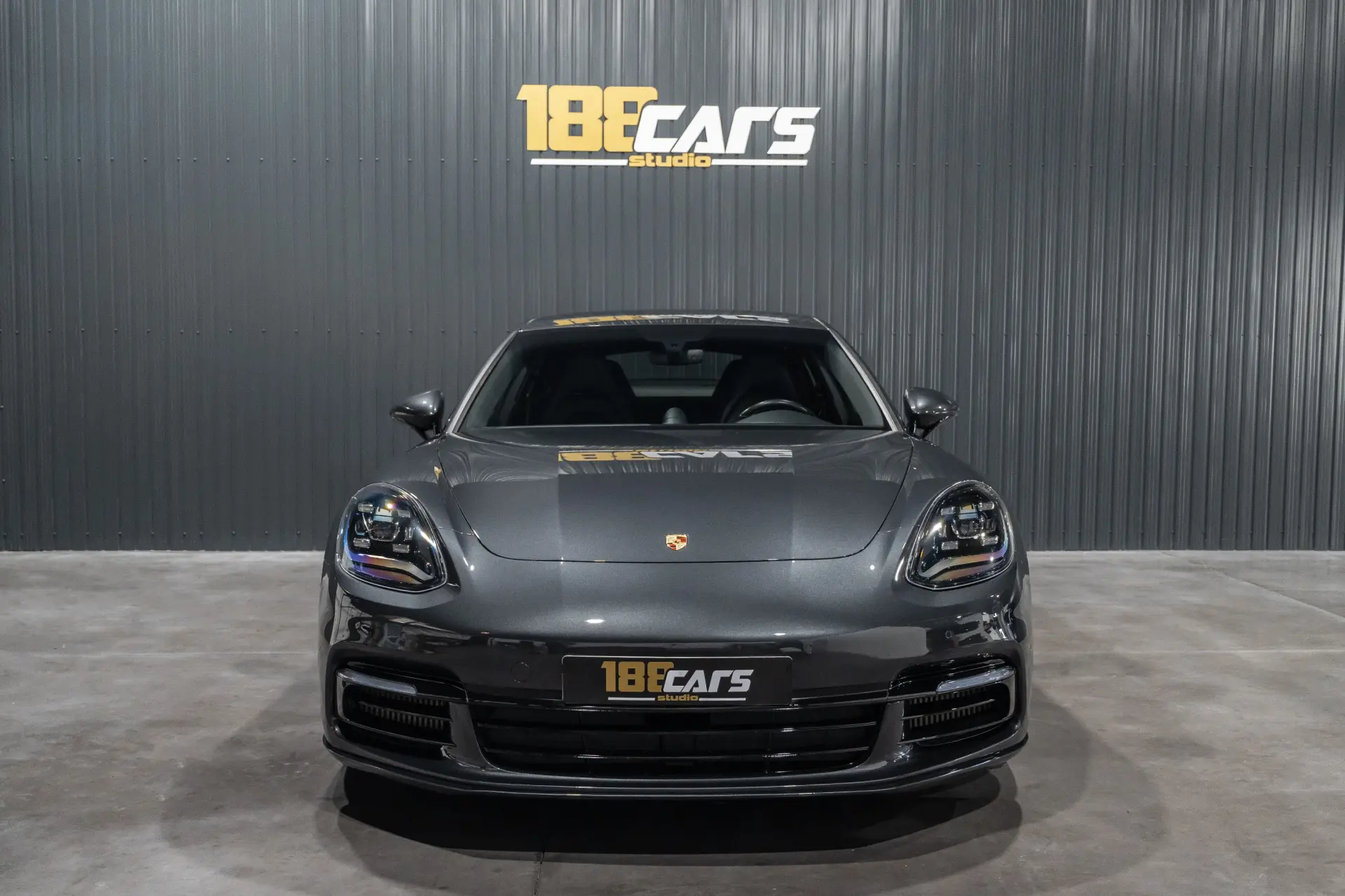 Porsche Panamera 4 E-Hybrid 37