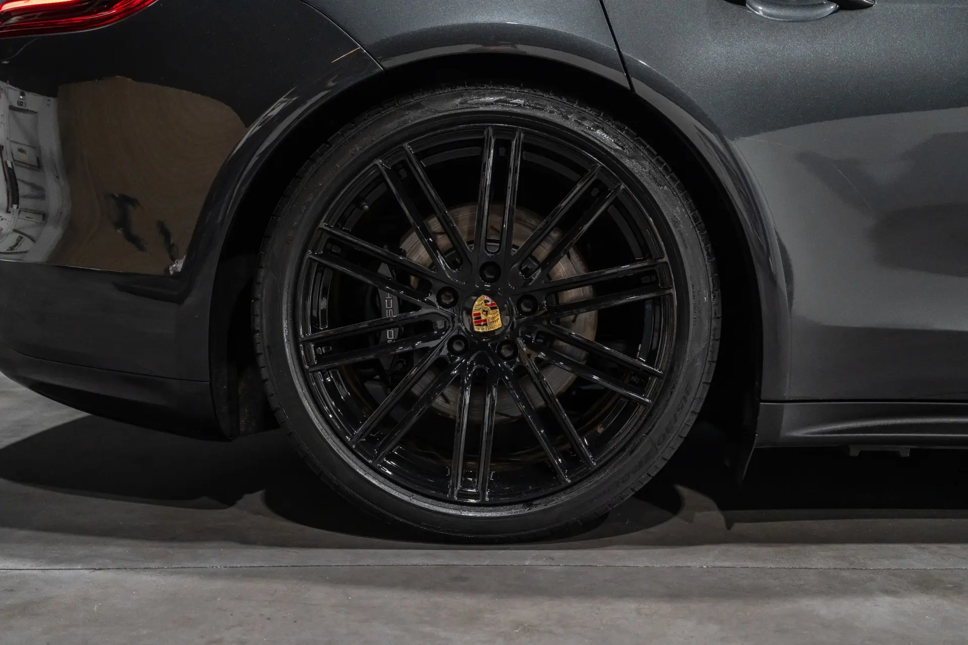 Porsche Panamera 4 E-Hybrid 43