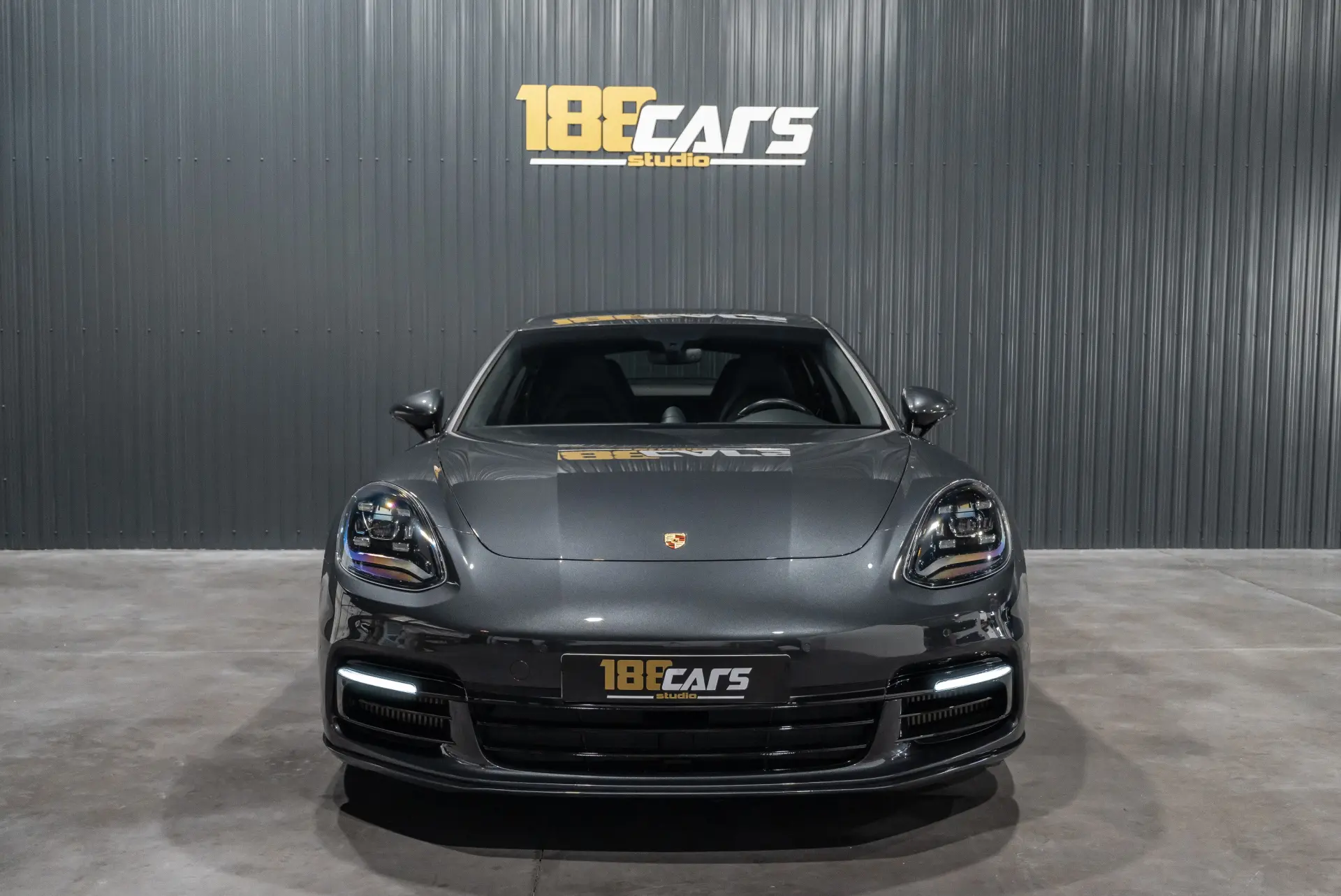 Porsche Panamera 4 E-Hybrid 2