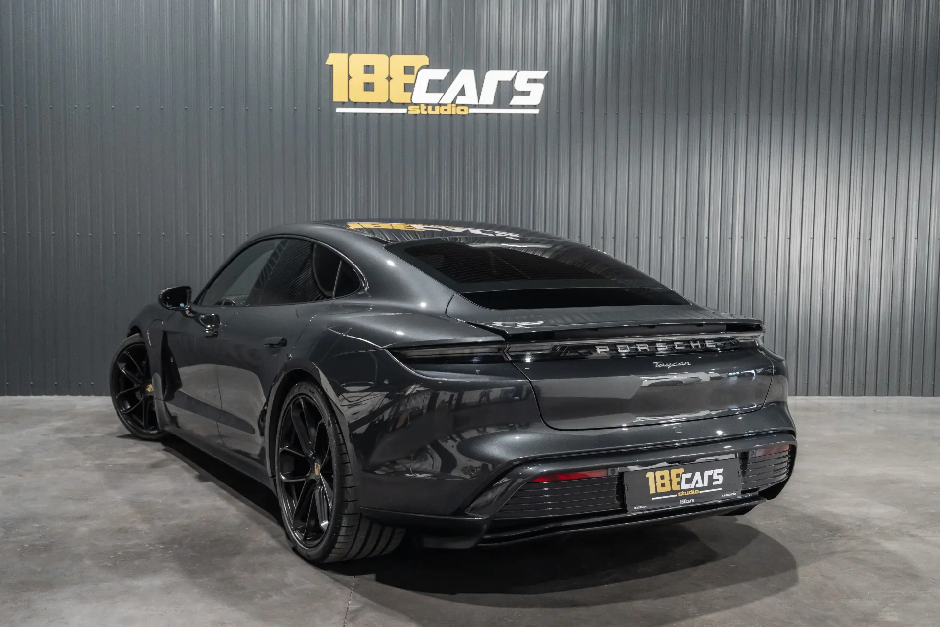 Porsche Taycan 4 51