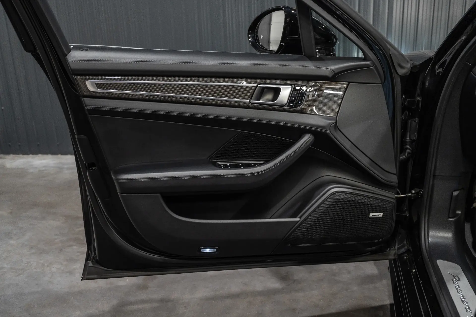 Porsche Panamera S PDK 17