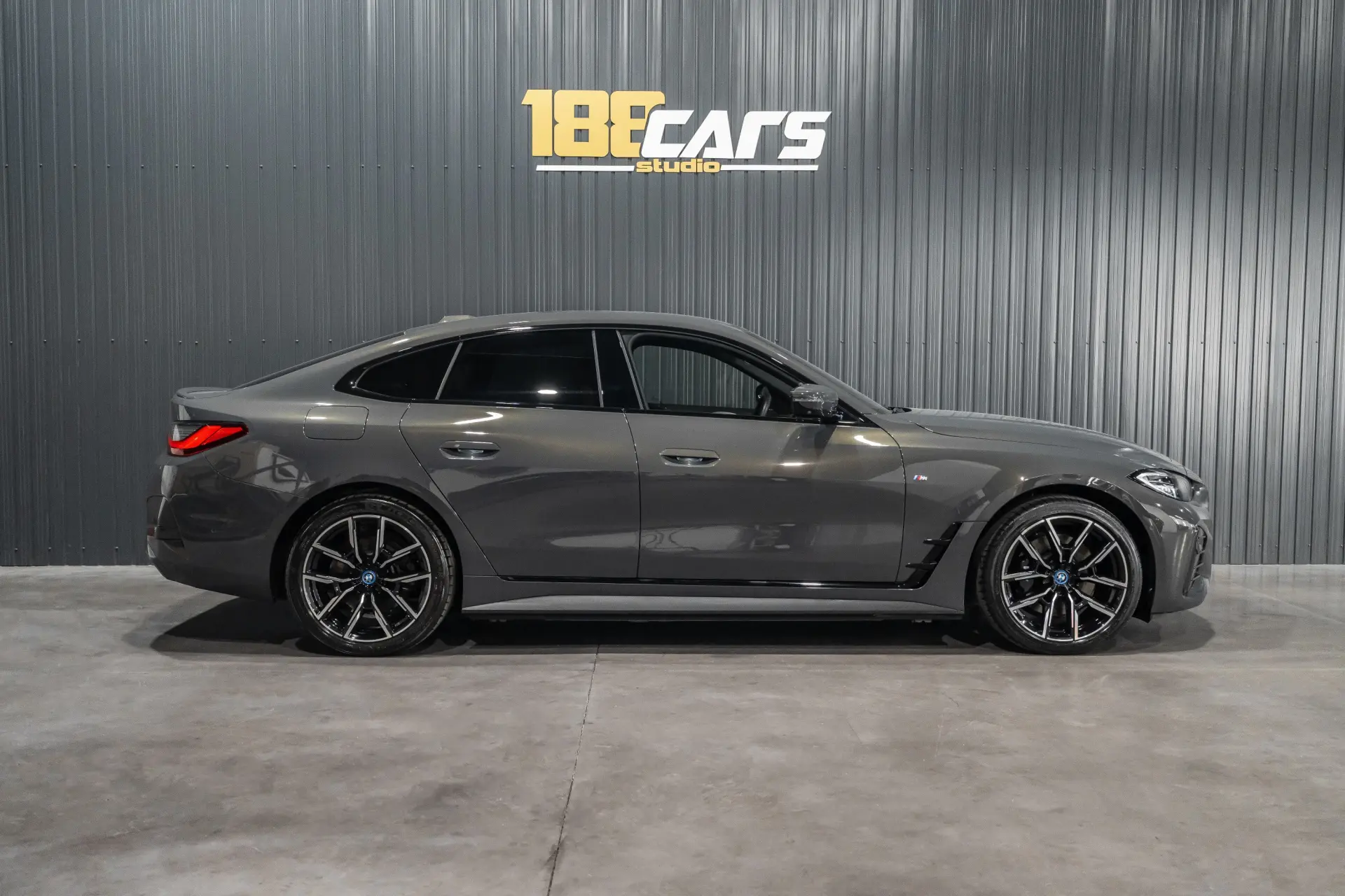 BMW i4 eDrive40 Pack Desportivo M Pro 37