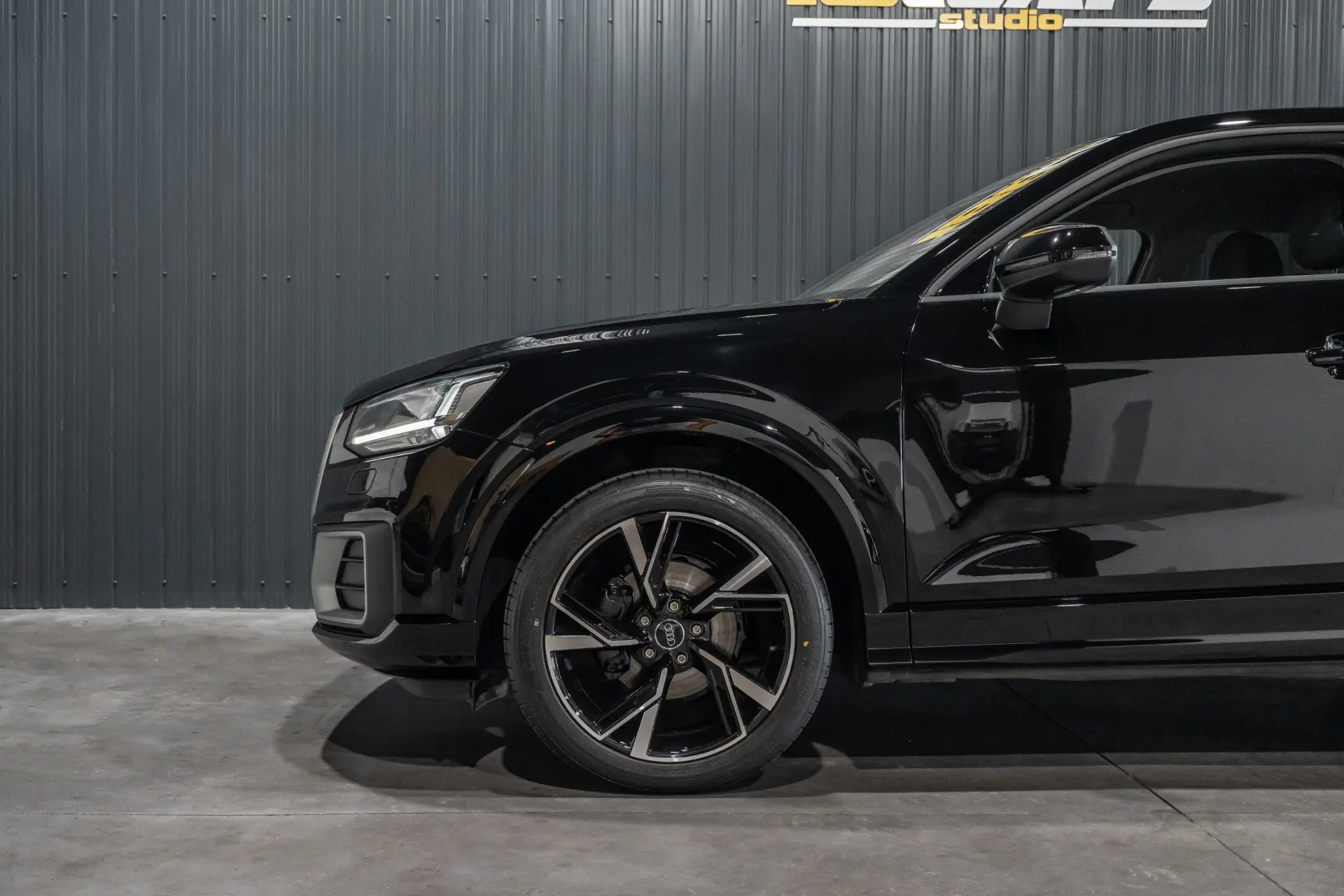 Audi Q2 30 TFSI S line 25